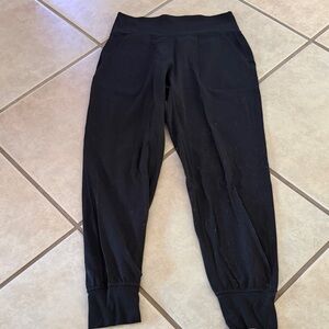 lululemon Align™ High-Rise Jogger
Regular, Black, Size 8